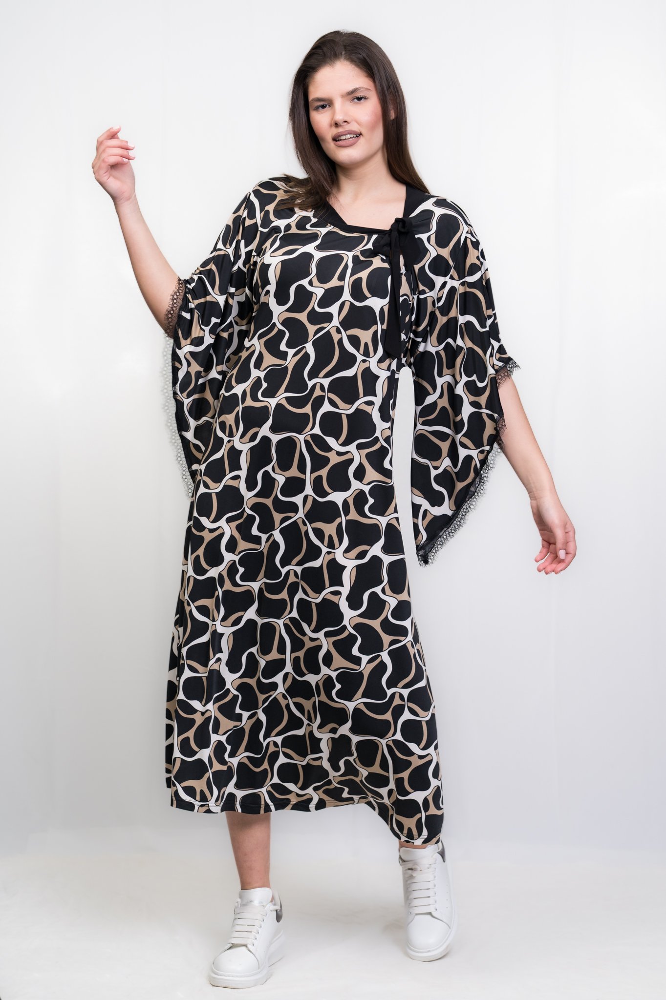 ΦΟΡΕΜΑ ΖΕΡΣΕΥ ΜΕ ΔΕΣΙΜΟ ΣΤΟ ΛΑΙΜΟ