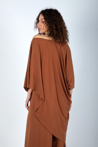 Cape blouse in caramel color 2350