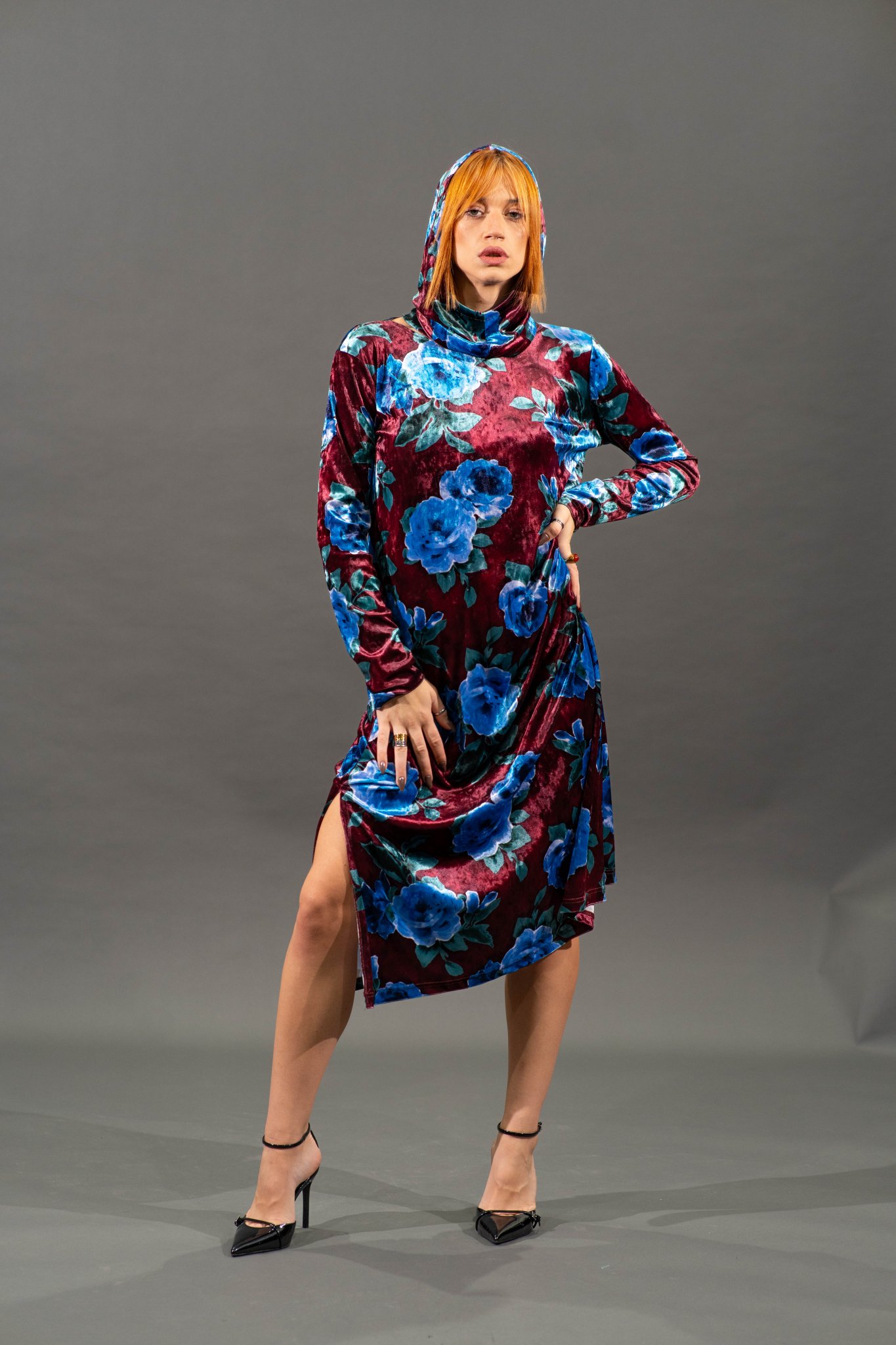 VELVET SHAPHIRE DRESS 