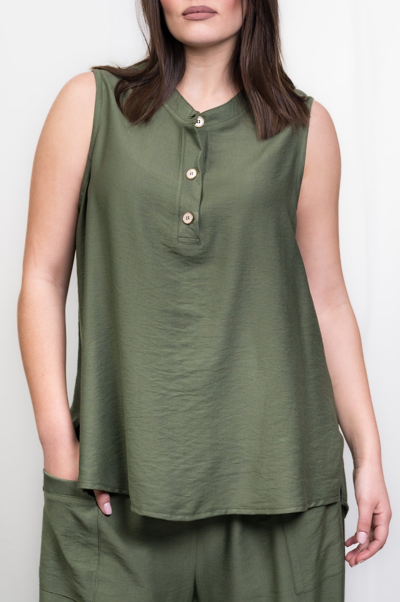 ΜΠΛΟΥΖΑ ΑΜΑΝΙΚΗ ΜΕ ΜΑΟ ΓΙΑΚΑ