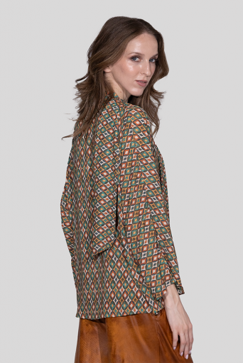 ΠΟΥΚΑΜΙΣΟ ΓΡΑΒΑΤΑ 4