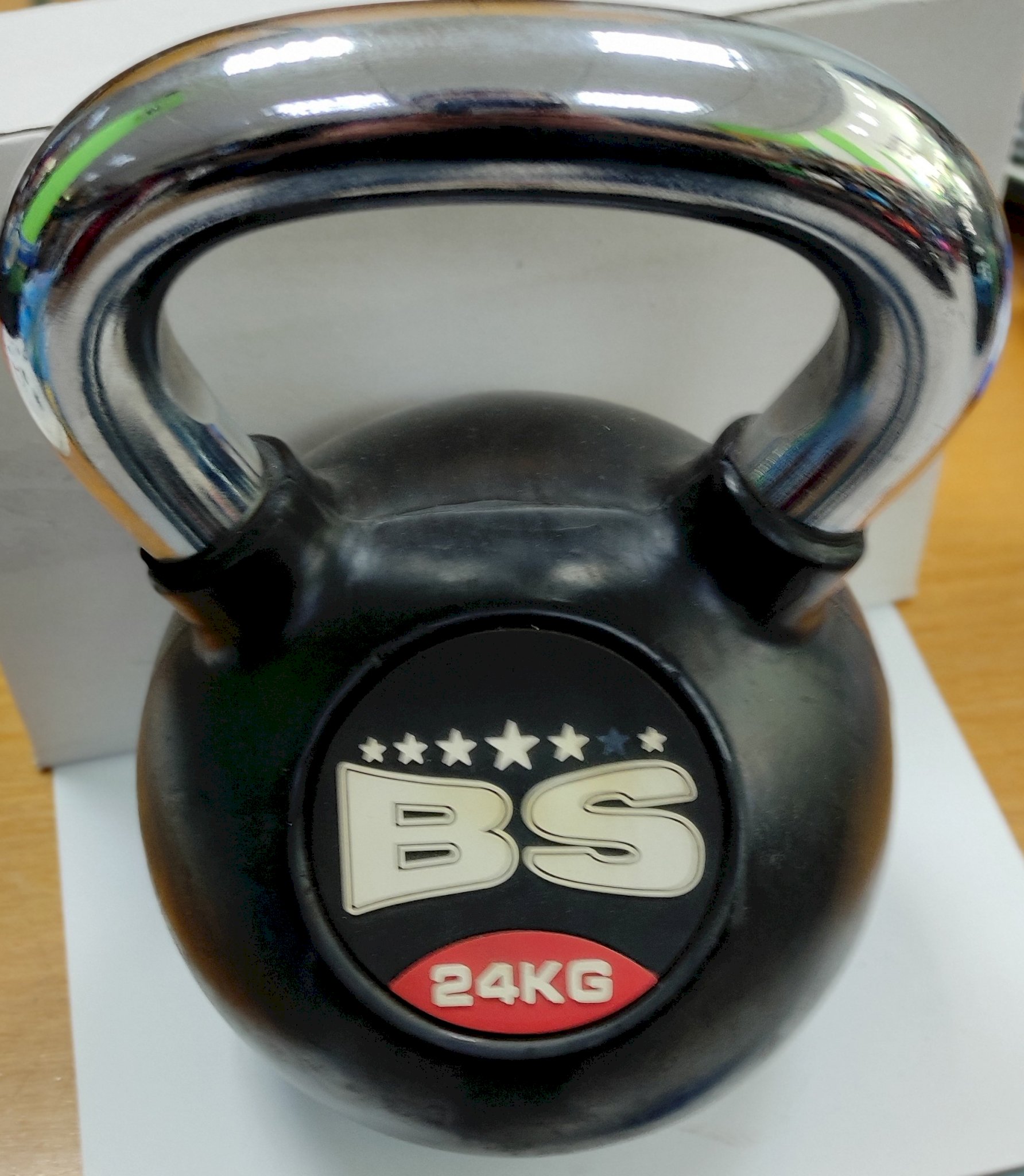 KETTLEBELL 24kgr ΛΑΣΤΙΧΟΠΟΙΗΜΕΝΟ ΜΕ ΛΑΒΗ ΧΡΩΜΙΟΥ