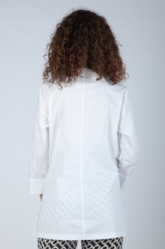 Box white blouse