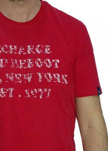 Μπλουζάκι T-shirt μακό βαμβακερό
pech finish σε χρώμα κόκκινο 